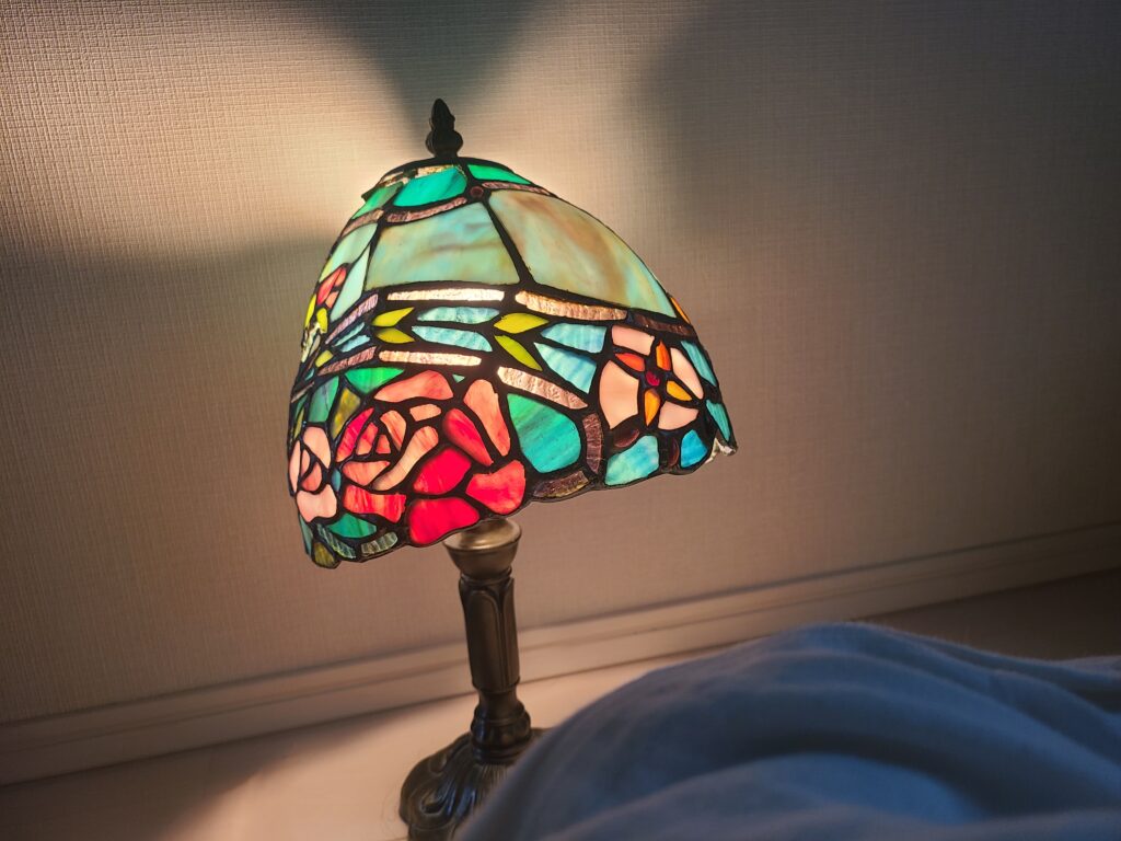 寝室のライトの写真